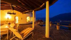 The Secret to Attracting Premium Guests_ How the Right Cleaning Service Enhances Your Airbnb’s Appeal-ECS-Lake-Tahoe2.7.25.jpg